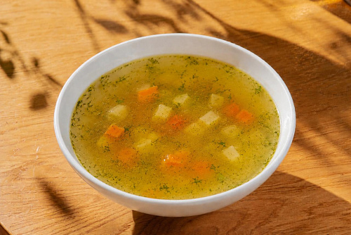 Бульон куриный с яйцом